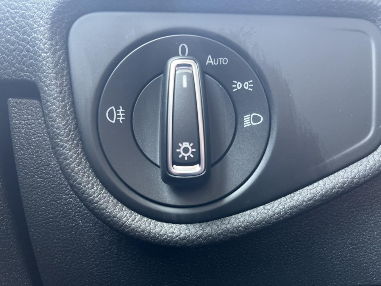 Touran 2,0 TDI DSG Comfortline (LED+RearView+Sitzhzg.)