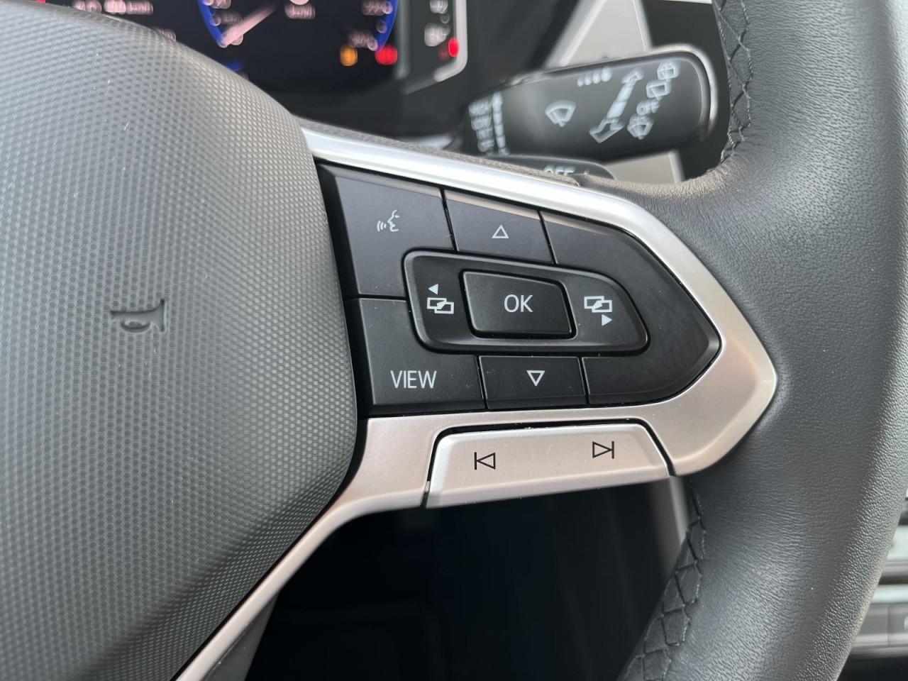 Touran 2,0 TDI DSG Comfortline (LED+RearView+Sitzhzg.)