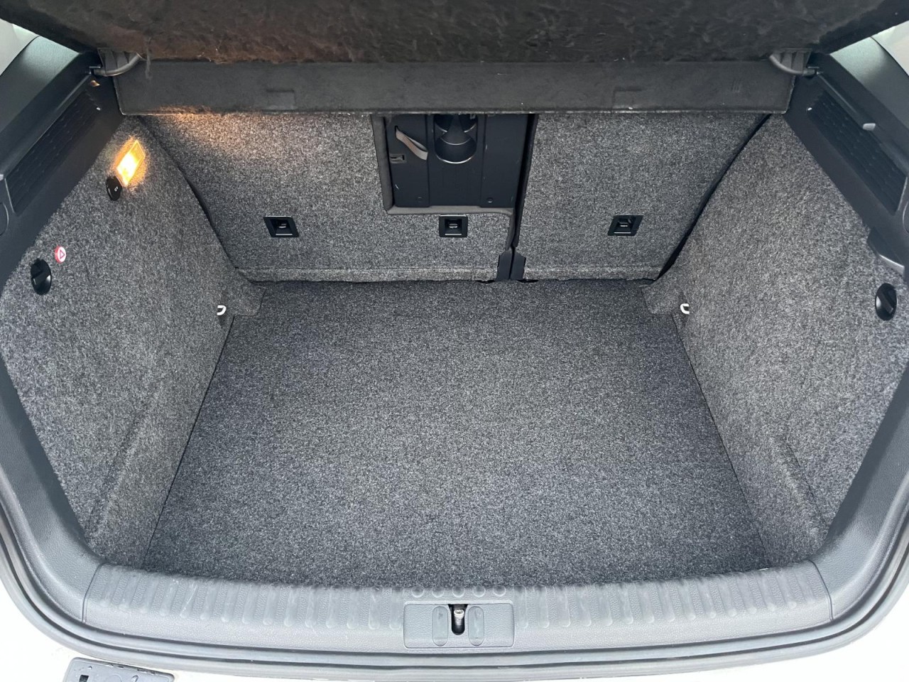 Tiguan 2,0 TDI 4Motion Trend & Fun (AHK+Klima+Sitzhzg.)