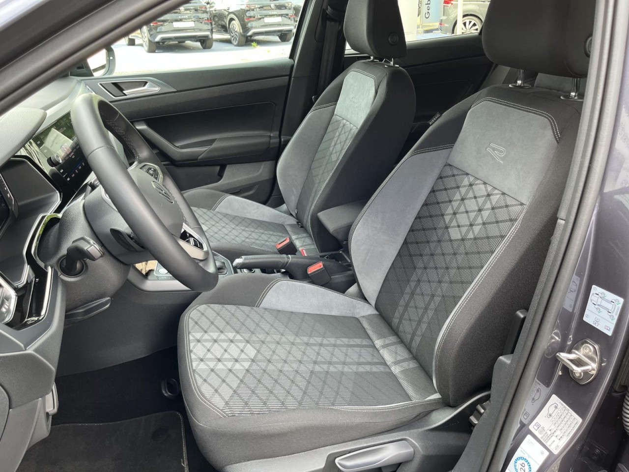 Taigo 1,5 TSI DSG R-Line (IQ.Light+Sitzhzg.)
