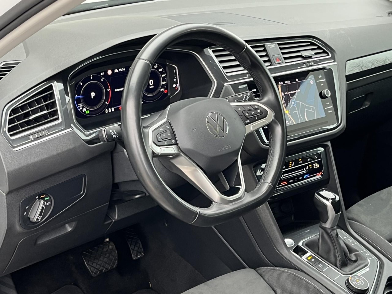 Tiguan 2,0 TDI DSG 4Motion Elegance (Navi+AHK+ACC)