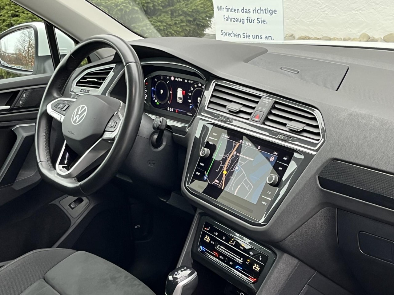 Tiguan 2,0 TDI DSG 4Motion Elegance (Navi+AHK+ACC)