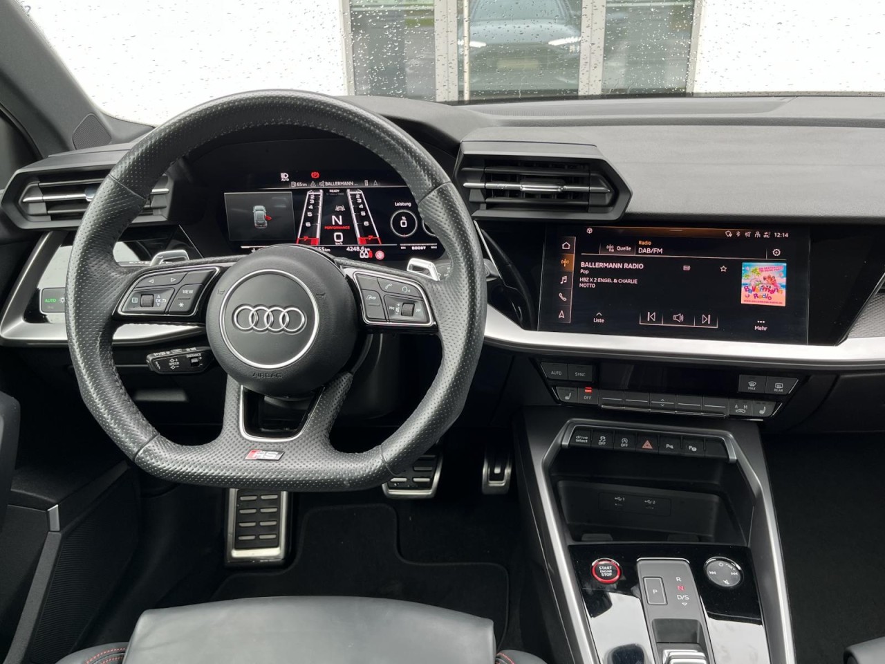 RS3 Sportback 2,5 TFSi S-tronic quattro (Optikpaket+RS-Sportabgasanlage)