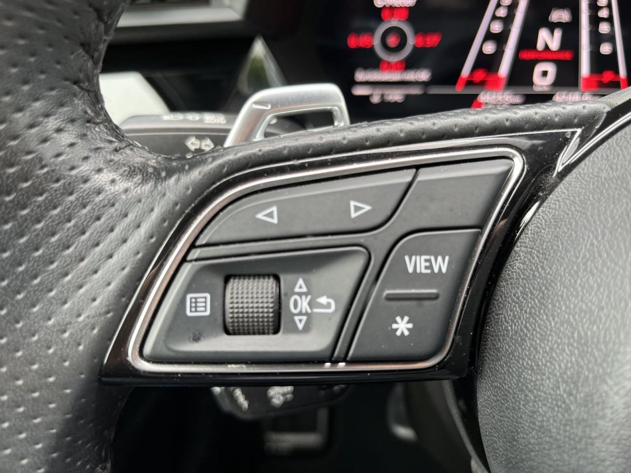 RS3 Sportback 2,5 TFSi S-tronic quattro (Optikpaket+RS-Sportabgasanlage)