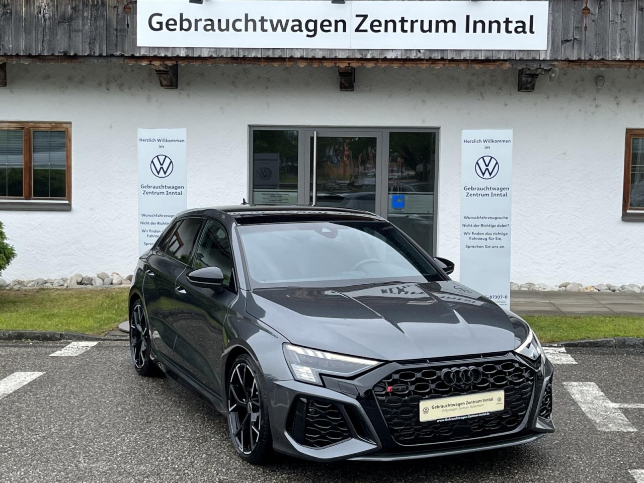 RS3 Sportback 2,5 TFSi S-tronic quattro (Optikpaket+RS-Sportabgasanlage)