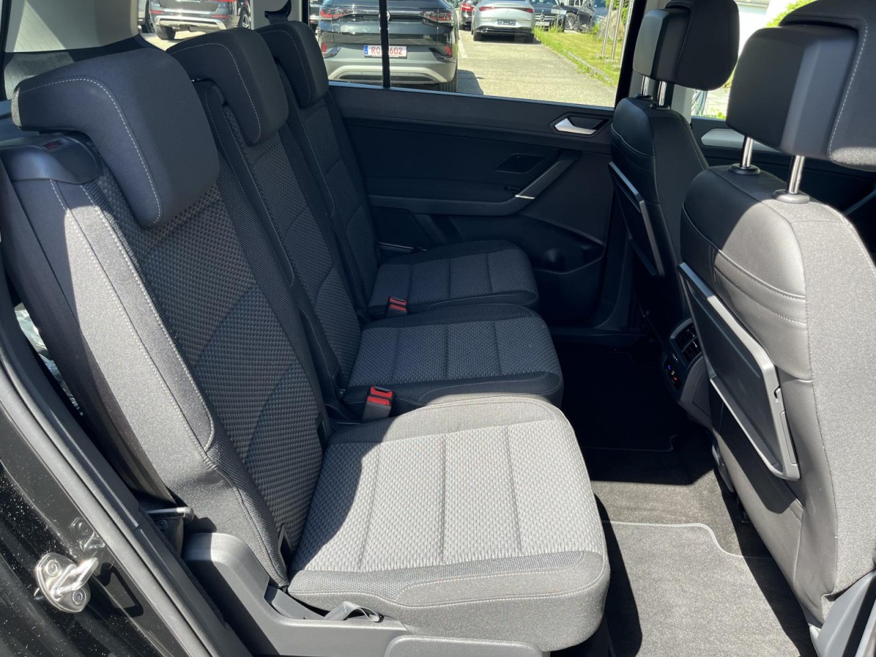 Touran 2,0 TDI DSG Comfortline (LED+Sitzhzg.+RearView)