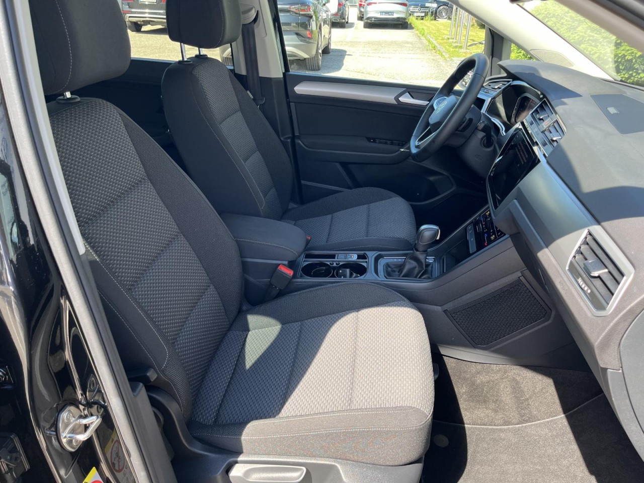 Touran 2,0 TDI DSG Comfortline (LED+Sitzhzg.+RearView)