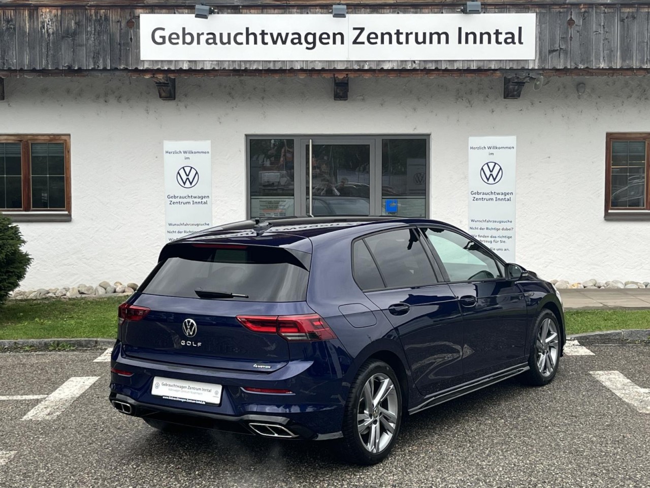 Golf VIII 2,0 TSI DSG 4Motion R-Line (Navi+LED+RearView)