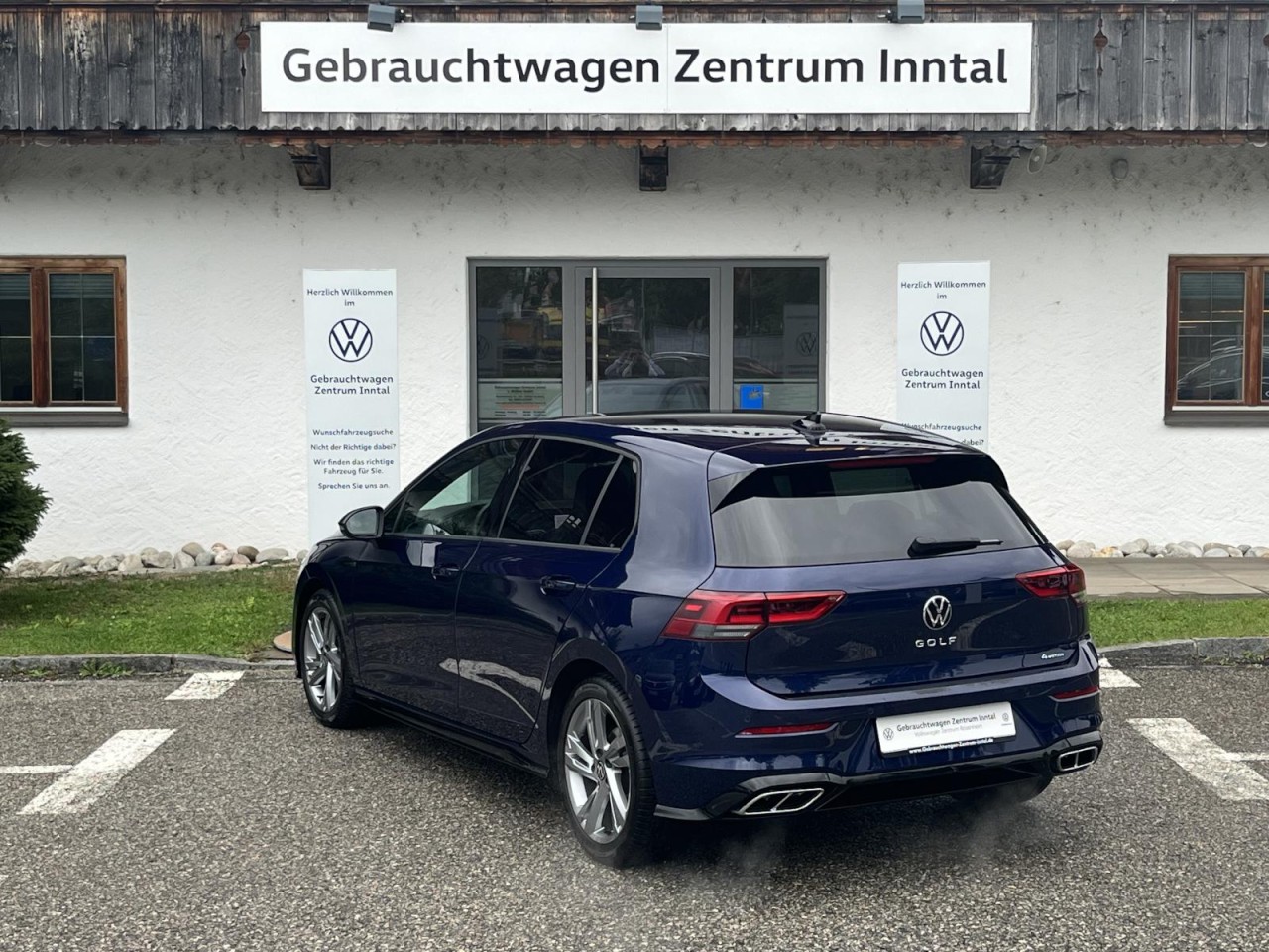 Golf VIII 2,0 TSI DSG 4Motion R-Line (Navi+LED+RearView)
