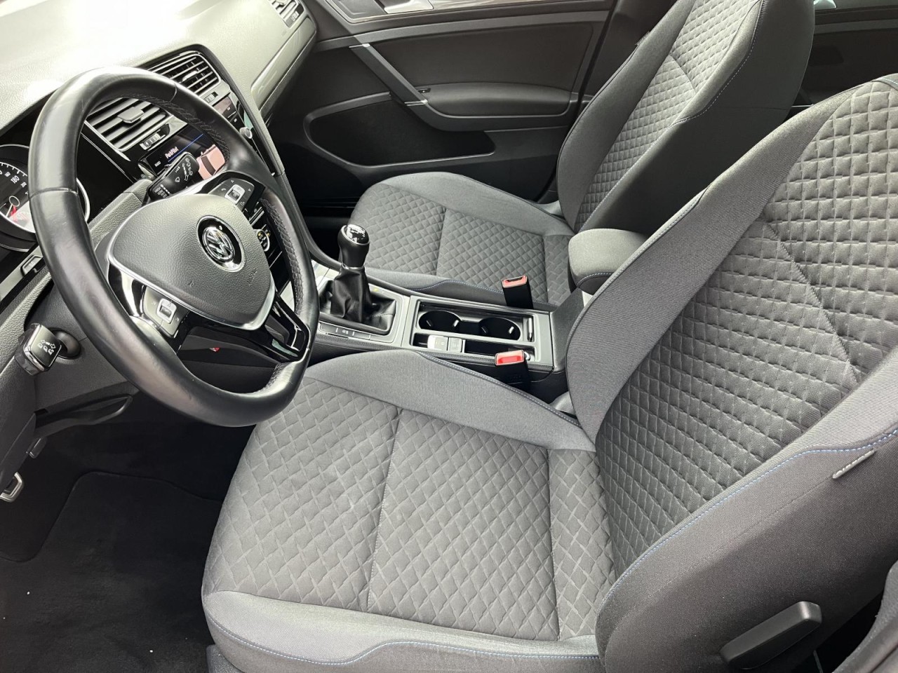 Golf VII 1,4 TSI Join (Navi+Sitzhzg.+Klima)