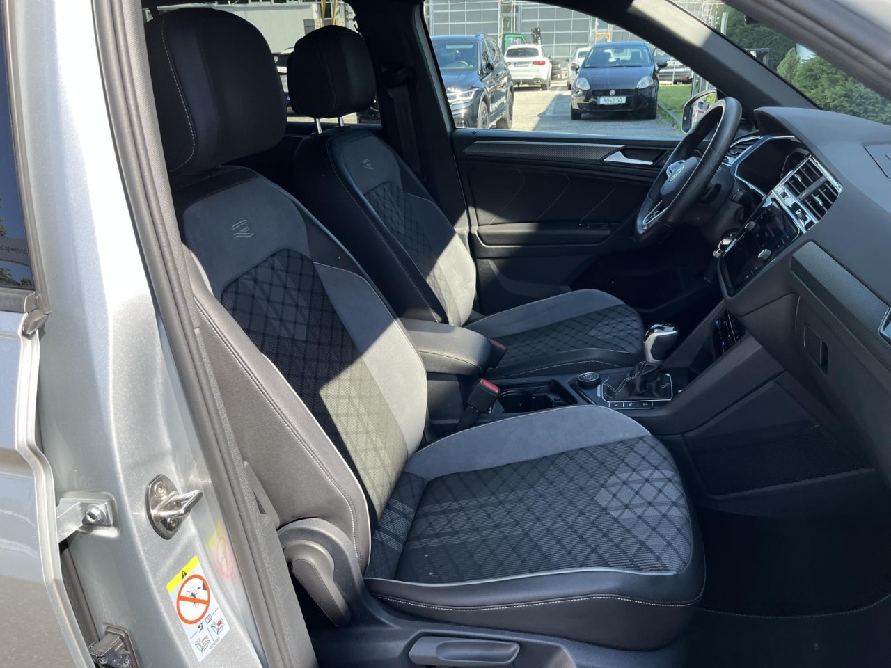 Tiguan 2,0 TSI DSG 4Motion R-Line (IQLight+AHK)
