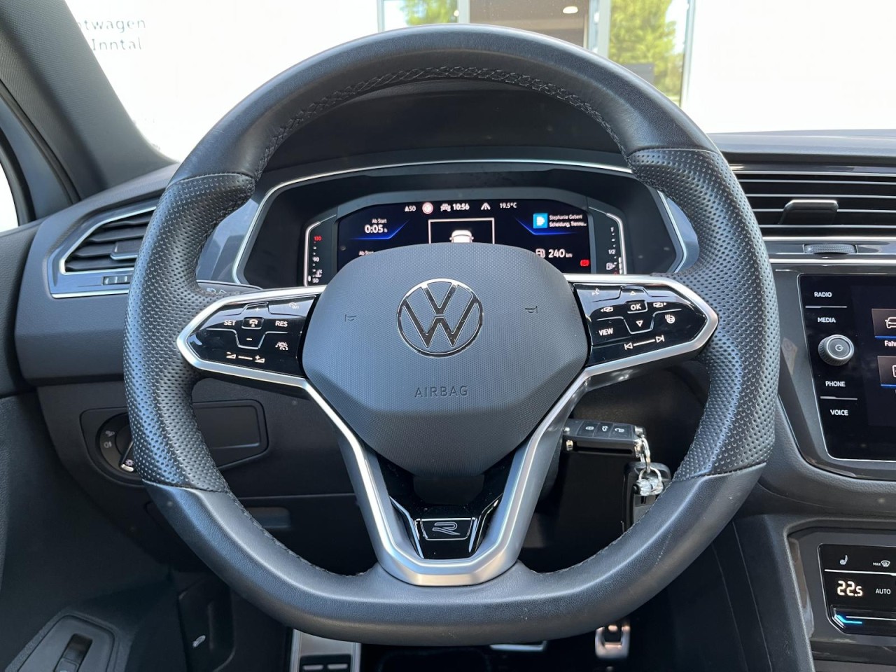 Tiguan 2,0 TSI DSG 4Motion R-Line (IQLight+AHK)