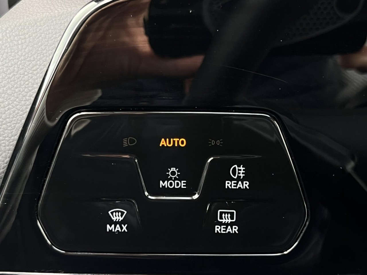 Golf VIII 1,0 TSI Life (LED+ACC+Navi+Sitzhzg.)