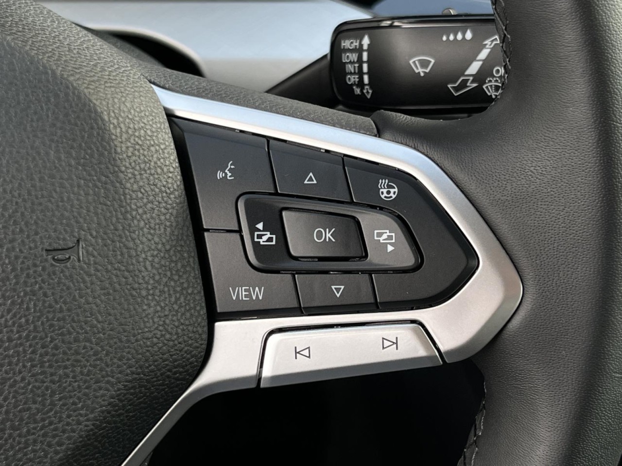 Golf VIII 1,0 TSI Life (LED+ACC+Navi+Sitzhzg.)