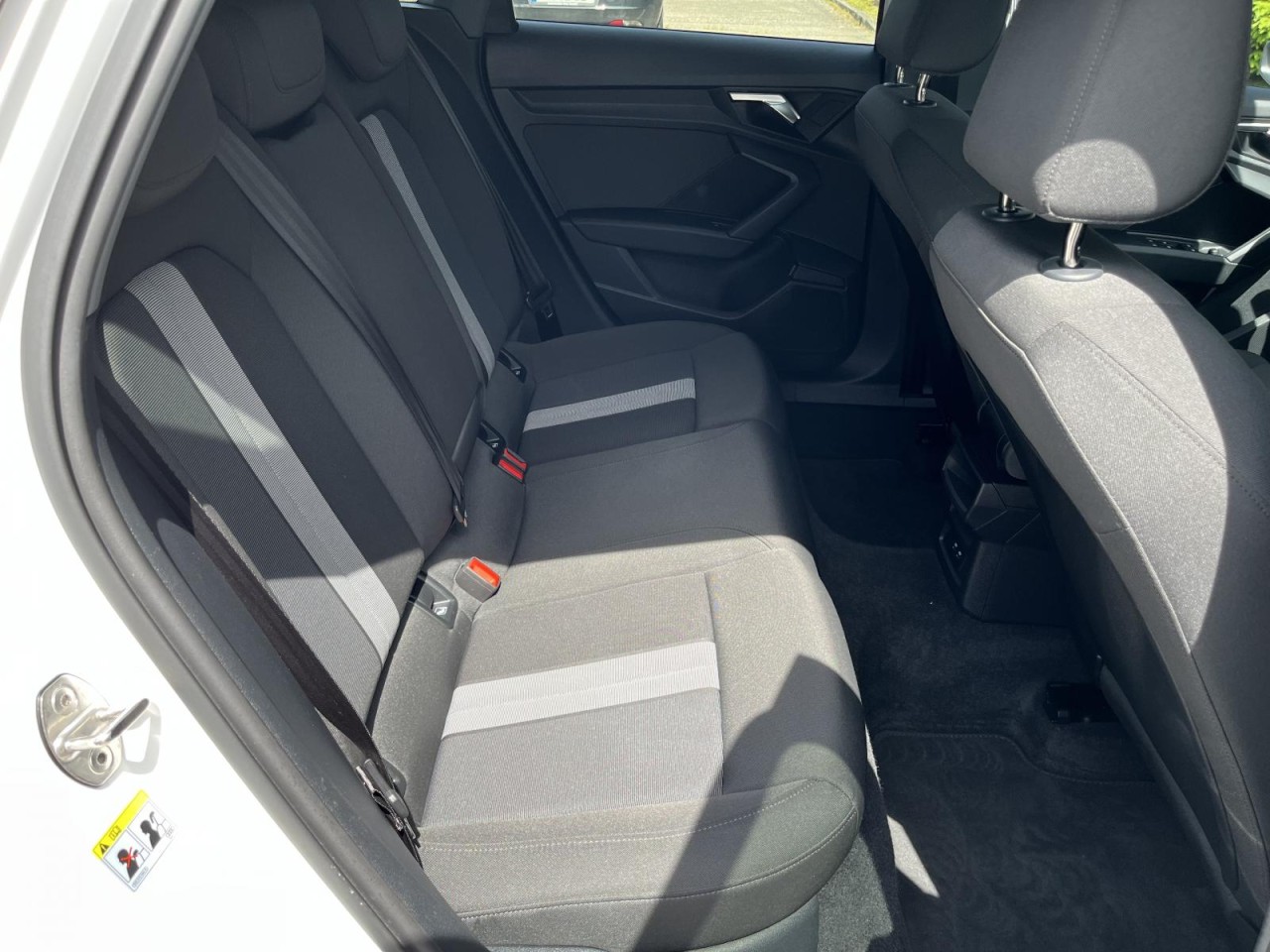 A3 Sportback 30 TFSI S-tronic (LED+Navi+Sitzhzg.)