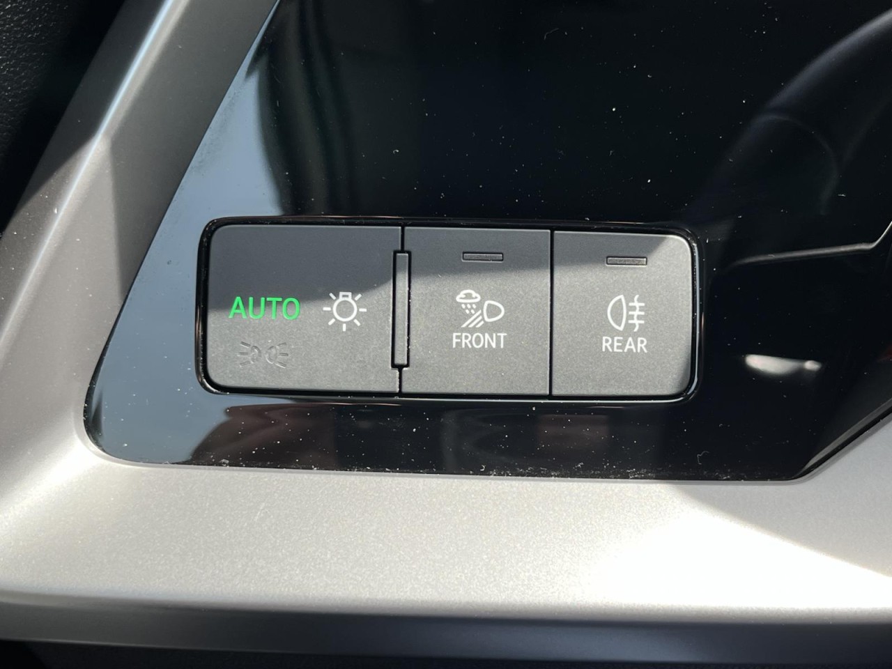 A3 Sportback 30 TFSI S-tronic (LED+Navi+Sitzhzg.)