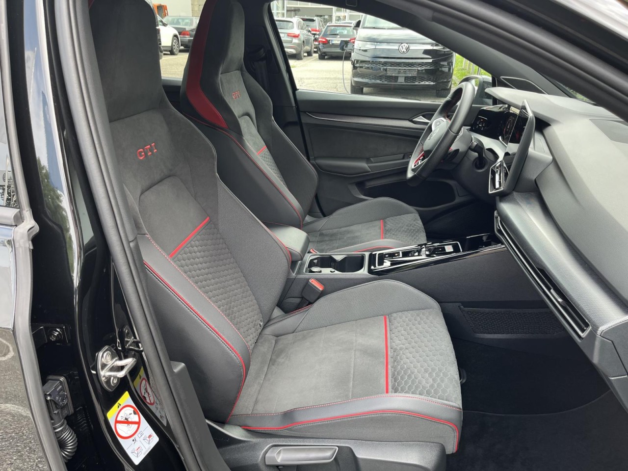 Golf VIII GTI Clubsport 2,0 TSI DSG (IQLight+DCC)