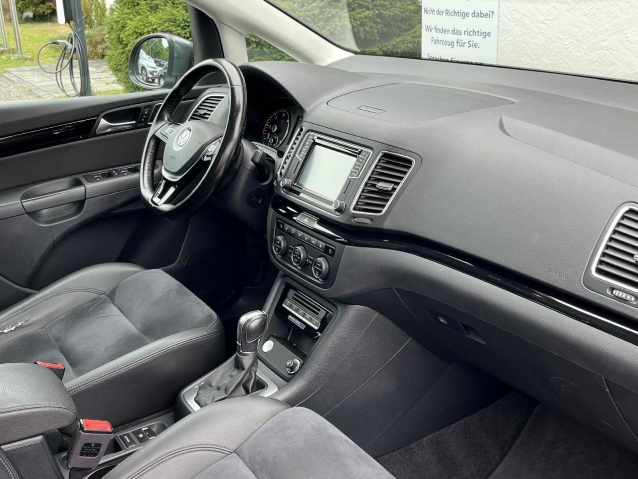 Sharan Highline 2,0 TDI DSG 4Motion (LED+AHK+Pano)