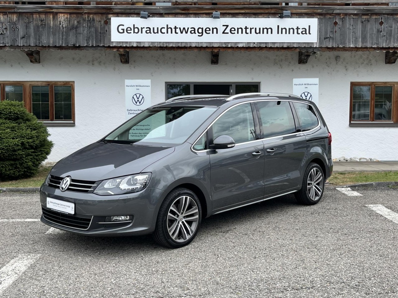Sharan Highline 2,0 TDI DSG 4Motion (LED+AHK+Pano)