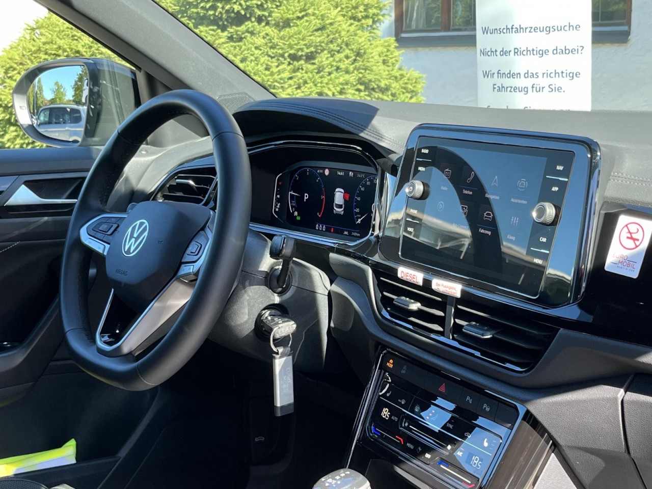 T-Roc 2,0 TDI DSG Style (AHK+RearView+BlackStyle)