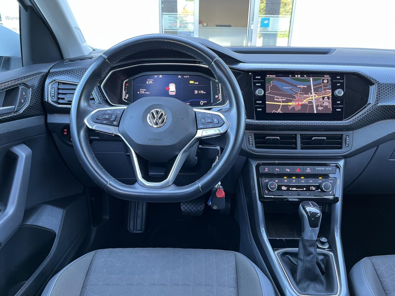 T-Cross 1,0 TSI DSG Style (AHK+RearView) Klima