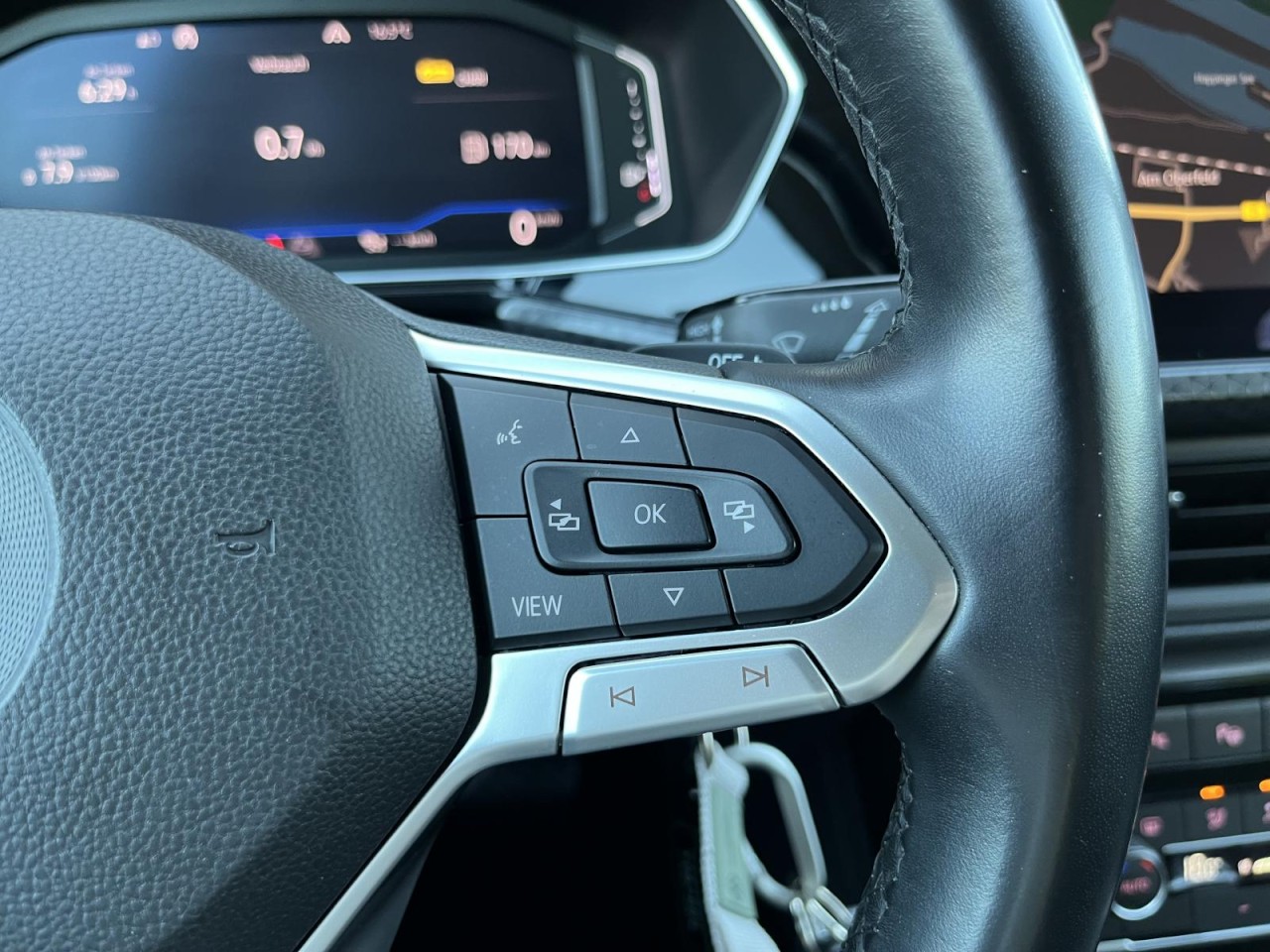 T-Cross 1,0 TSI DSG Style (AHK+RearView) Klima