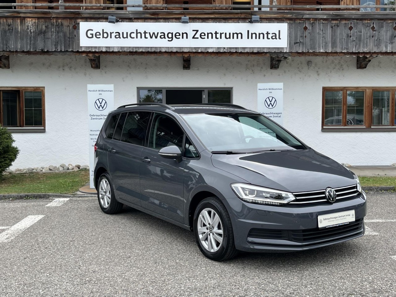 Touran 2,0 TDI DSG Comfortline (7-Sitzer+AHK+RearView)