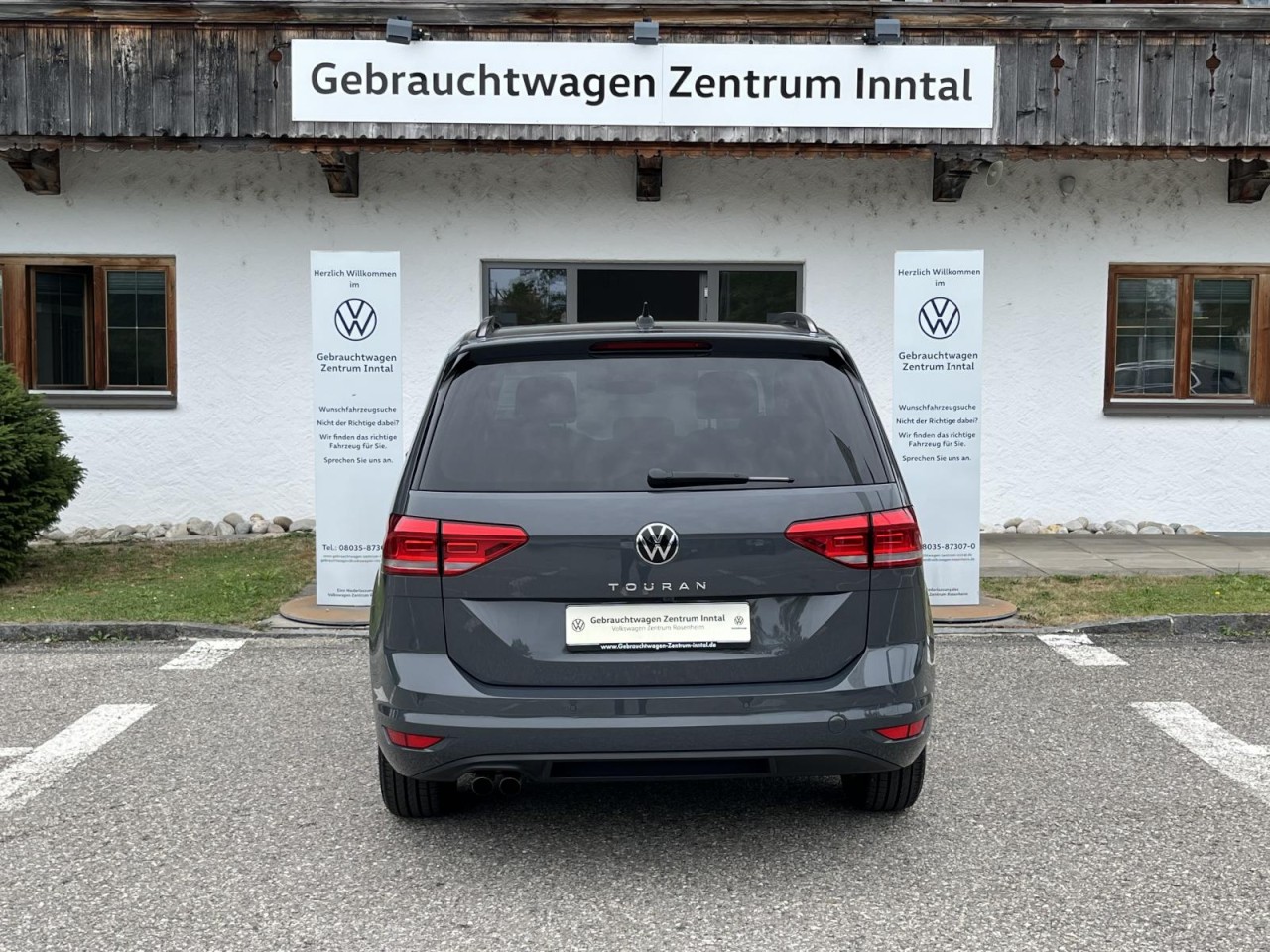 Touran 2,0 TDI DSG Comfortline (7-Sitzer+AHK+RearView)