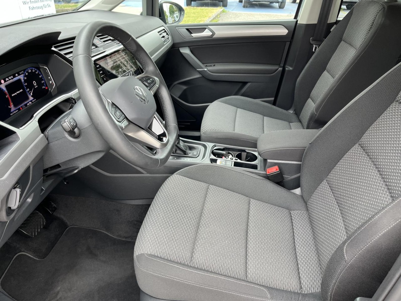 Touran 2,0 TDI DSG Comfortline (7-Sitzer+AHK+RearView)