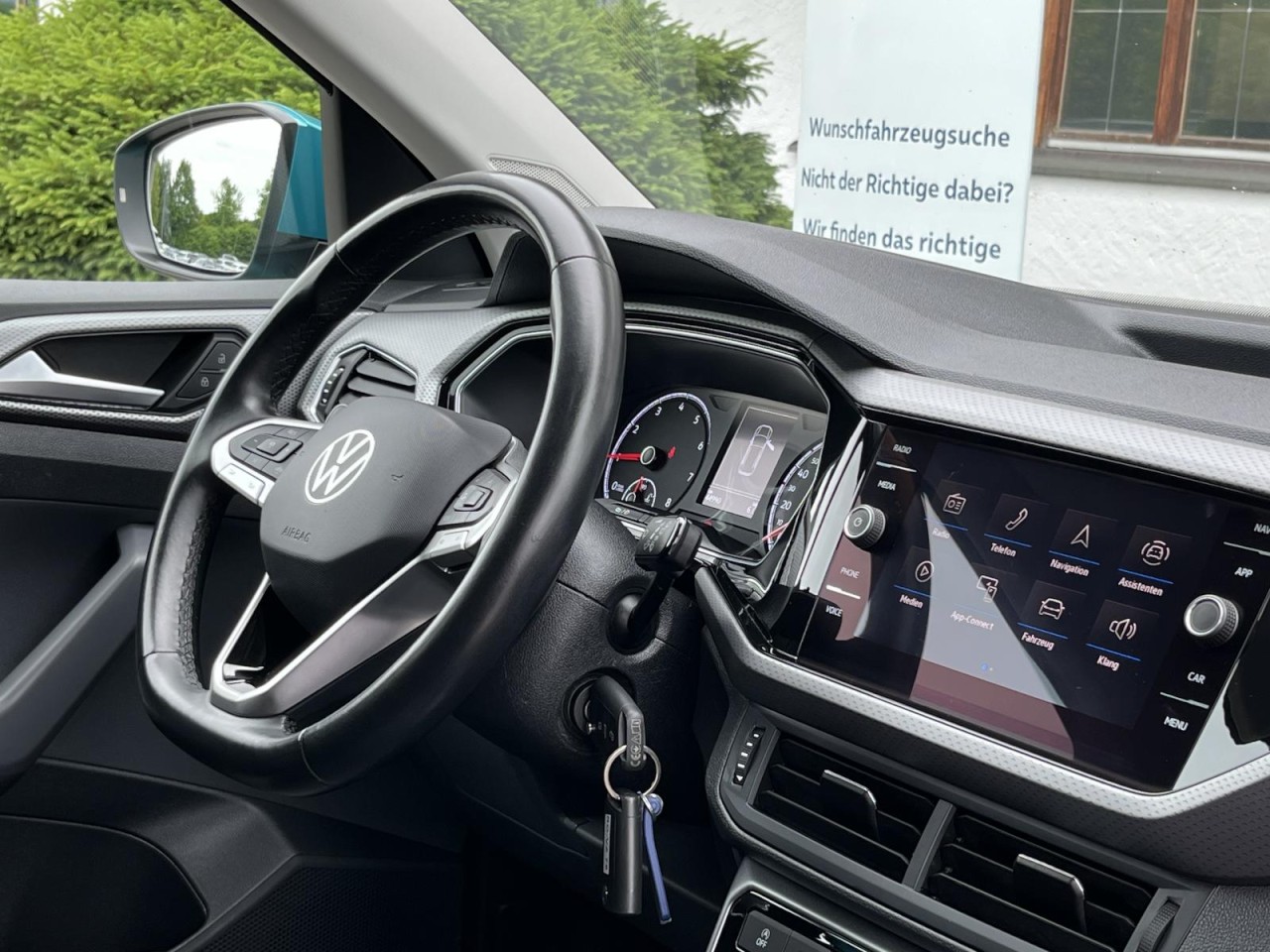 T-Cross 1,0 TSI Active (R-Line Ext.+AppConnect)