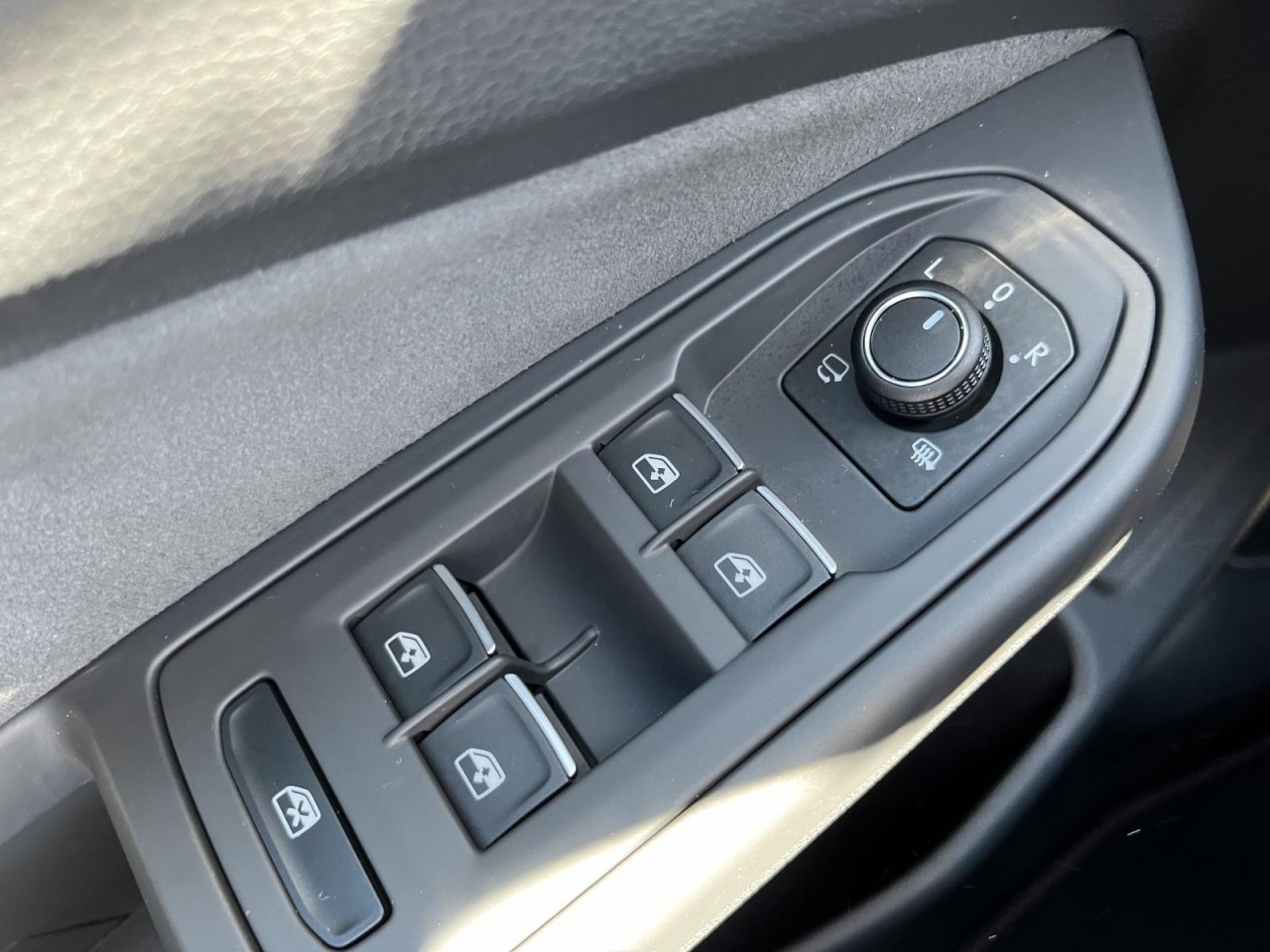 Golf VIII GTI 2,0 TSI DSG (IQLight+ACC+DCC)