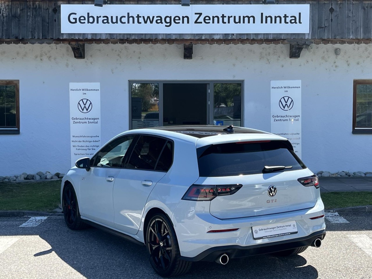 Golf VIII GTI 2,0 TSI DSG (IQLight+ACC+DCC)