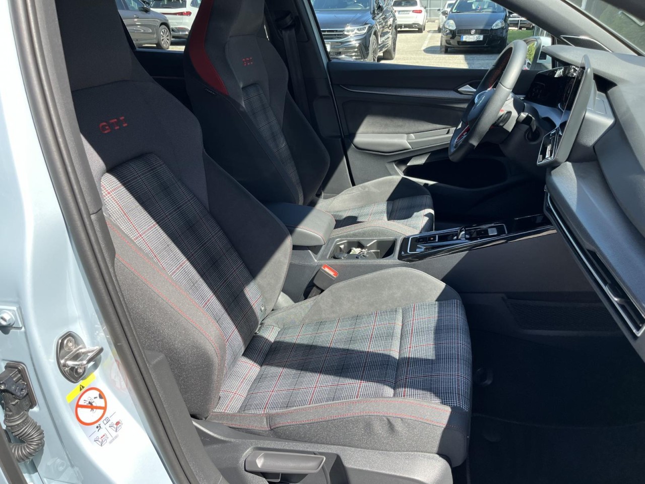 Golf VIII GTI 2,0 TSI DSG (IQLight+ACC+DCC)