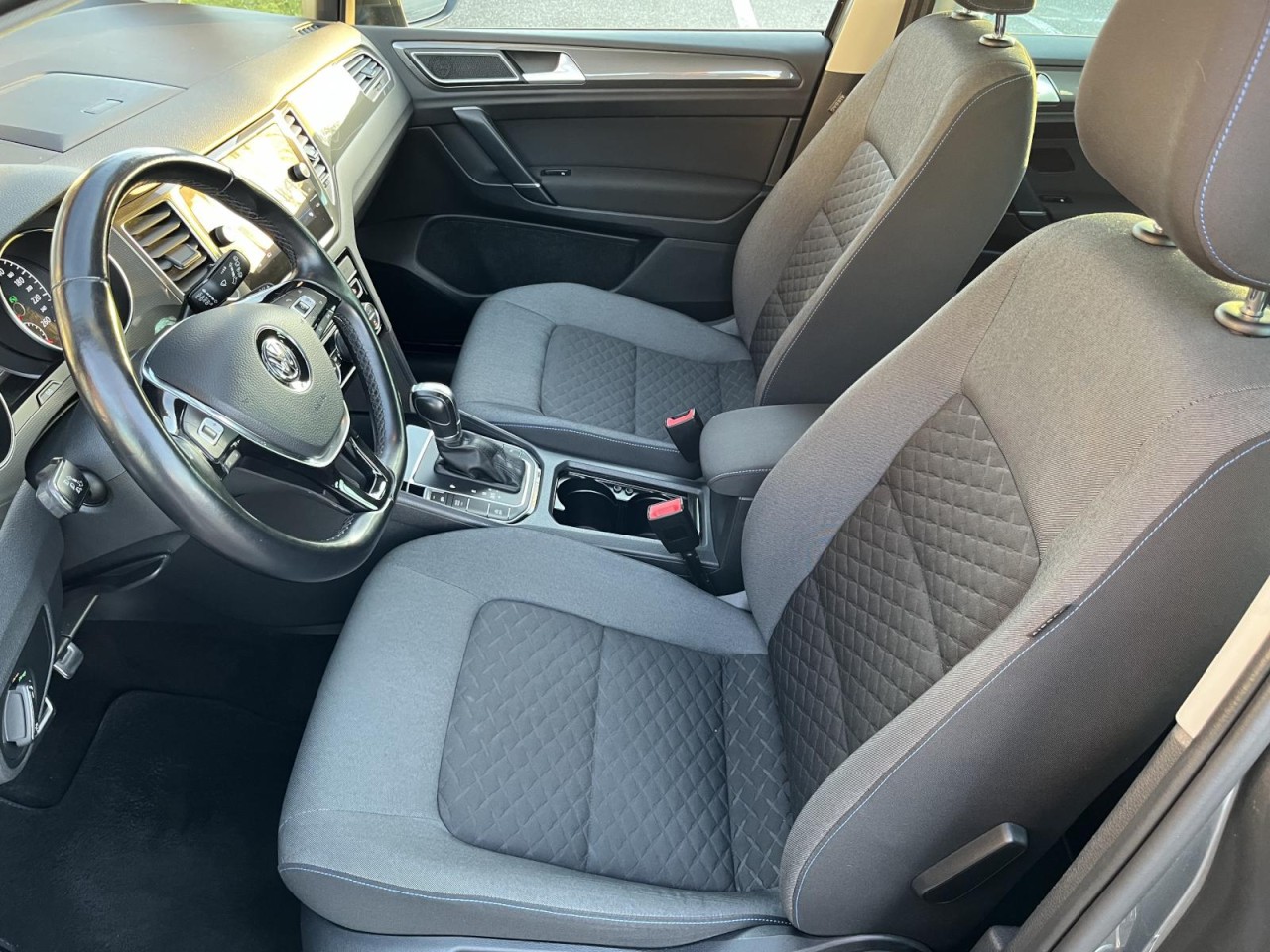 Golf Sportsvan 1,5 TSI DSG Join (PDC+LED+Sitzhzg.)