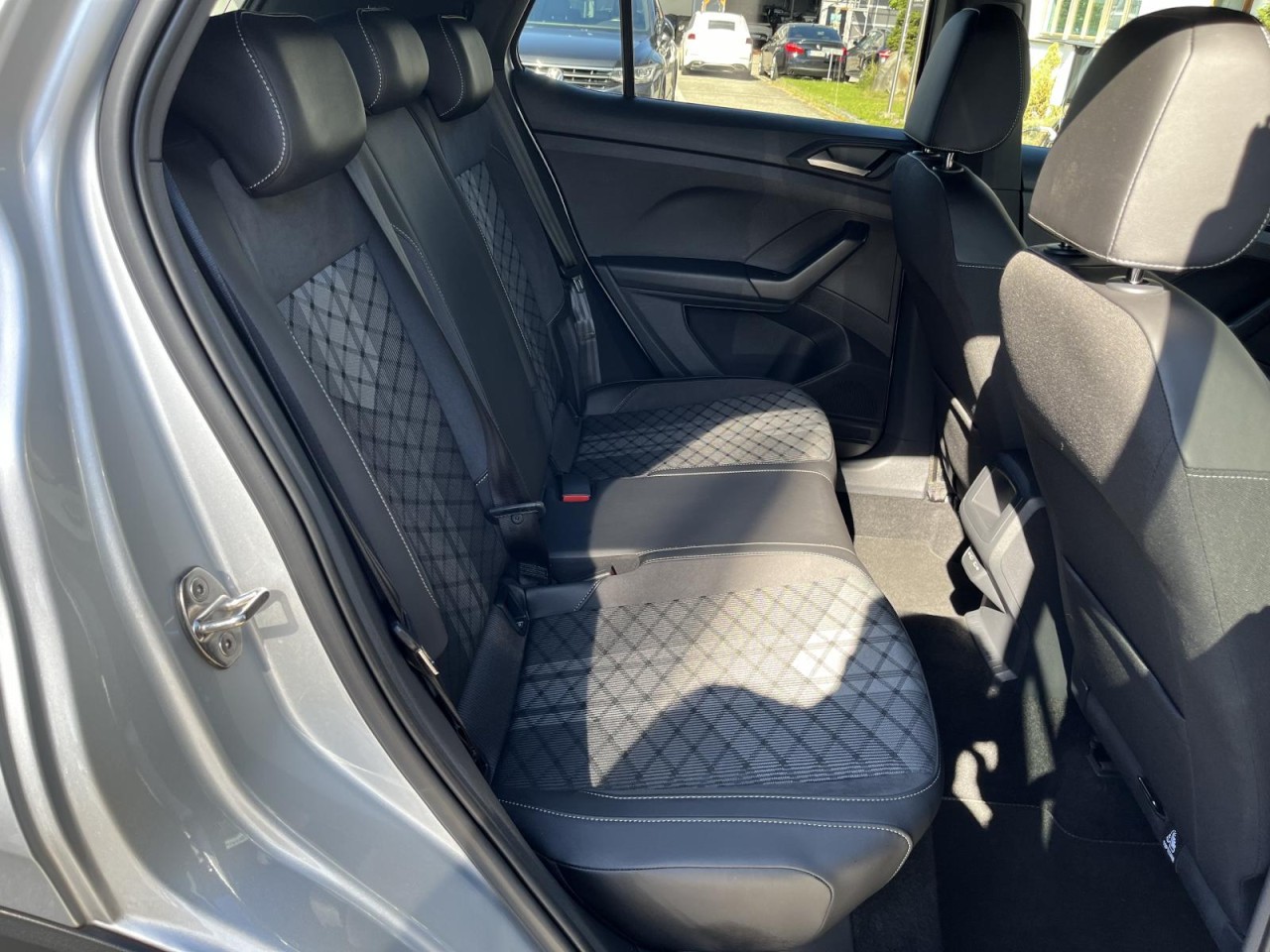 T-Cross 1,5 TSI DSG R-Line (AHK+IQLight) Klima