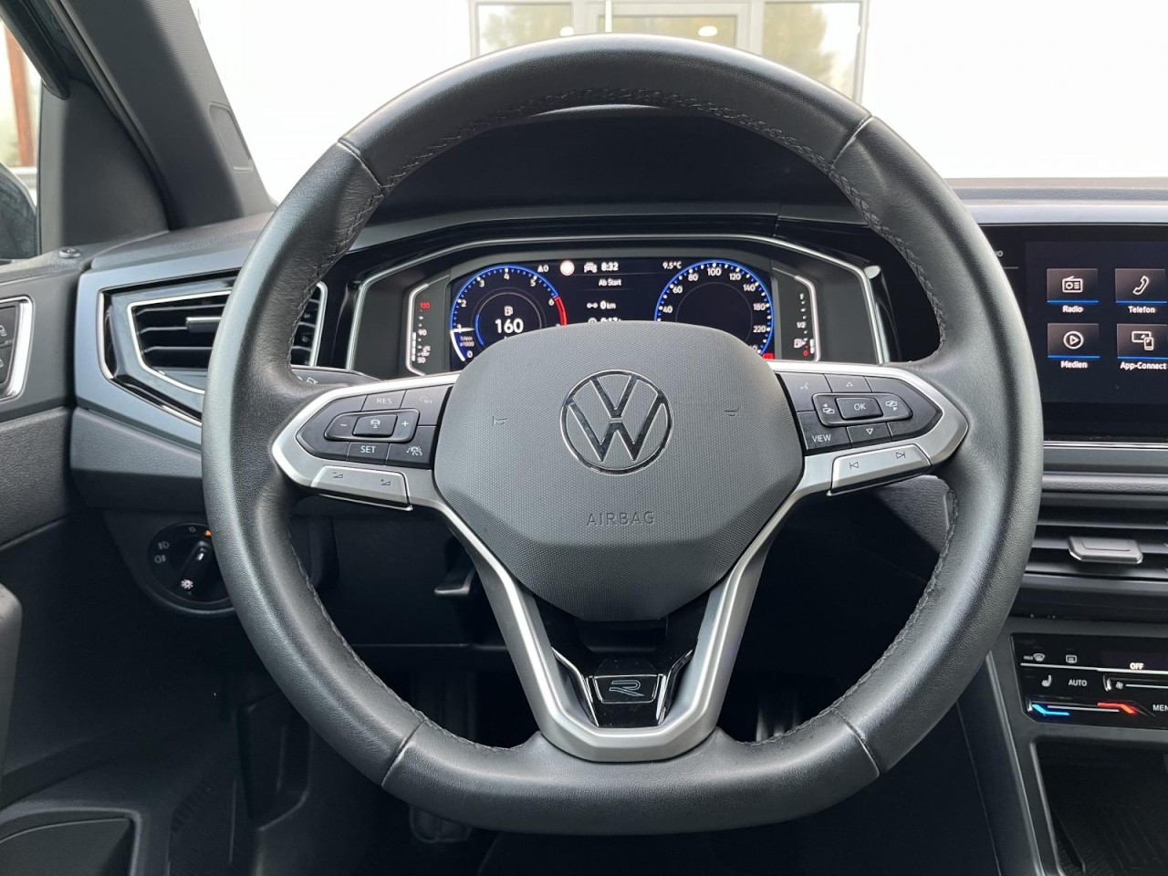 Polo 1,0 TSI DSG R-Line (Navi+IQLight)