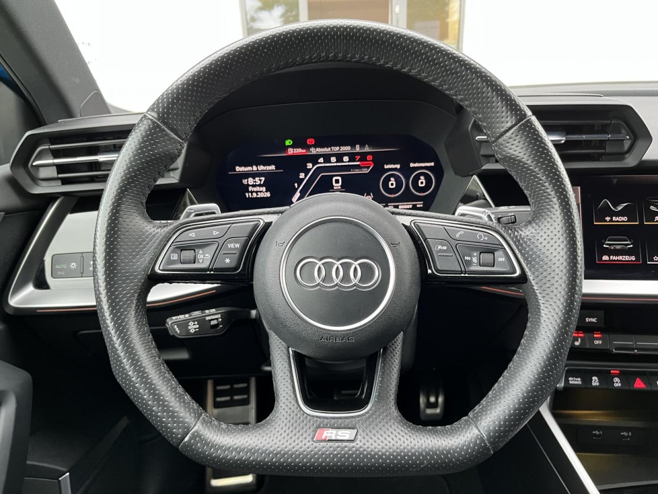 RS3 2,5 TFSI quattro S-tronic (LED+Optik-Paket)