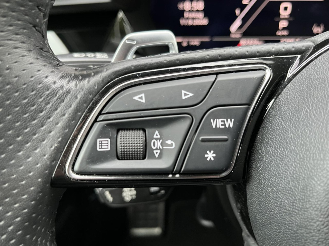 RS3 2,5 TFSI quattro S-tronic (LED+Optik-Paket)