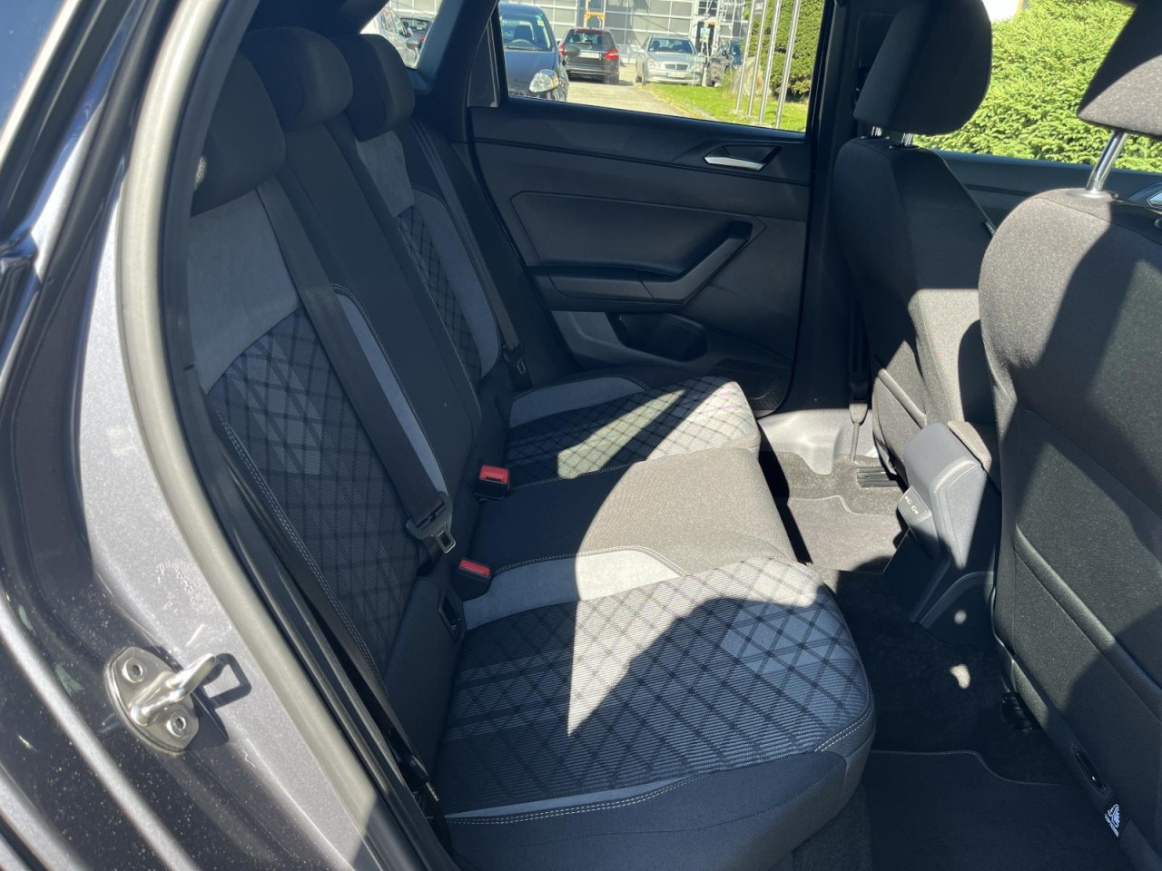 Polo 1,0 TSI DSG R-Line (IQLight+ACC+Navi)