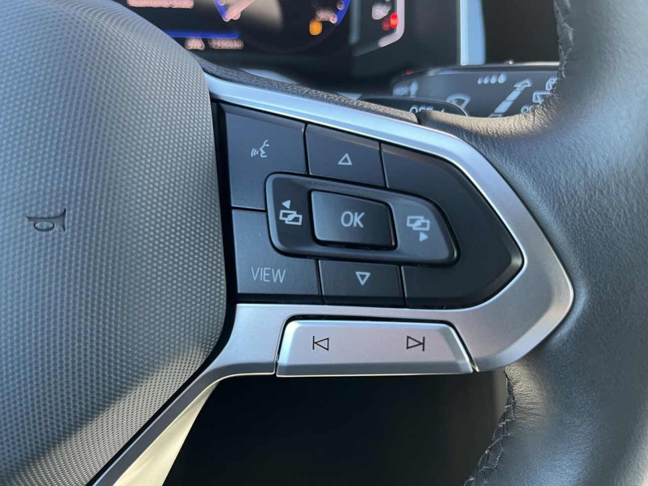 Polo 1,0 TSI DSG R-Line (IQLight+ACC+Navi)