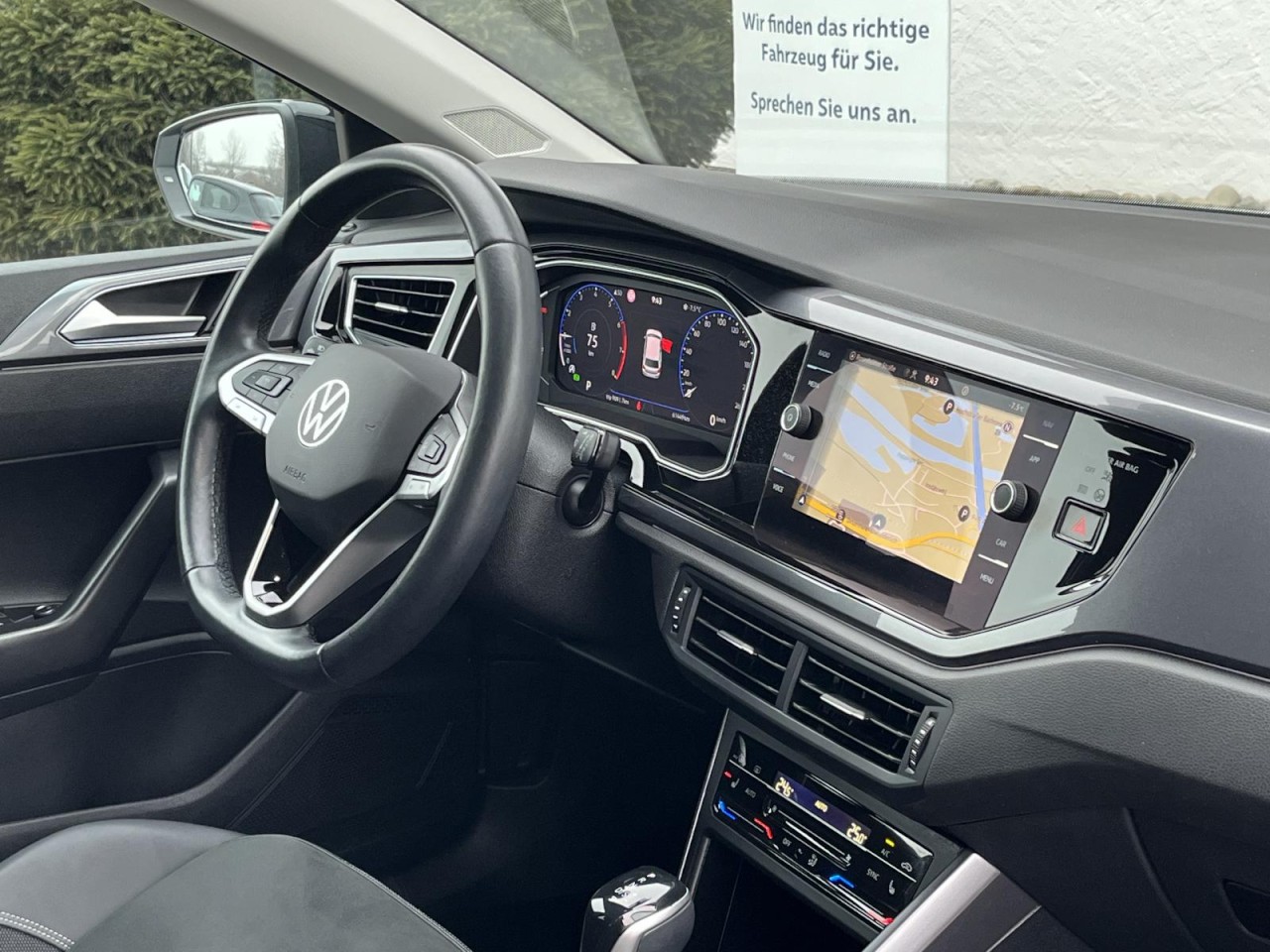 Polo 1,0 TSI DSG Style (Navi+RearView+ACC)