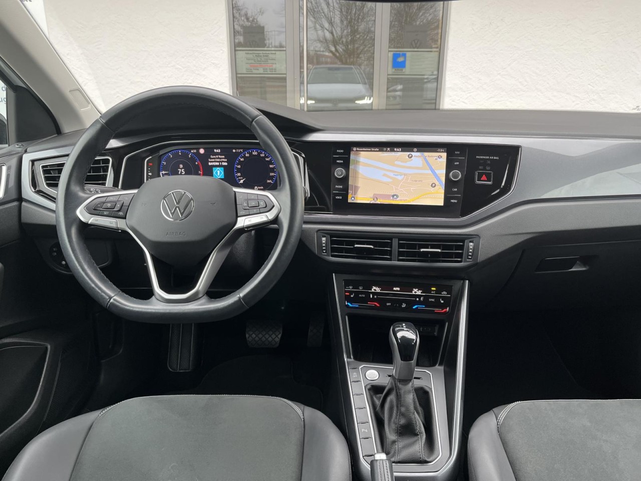 Polo 1,0 TSI DSG Style (Navi+RearView+ACC)