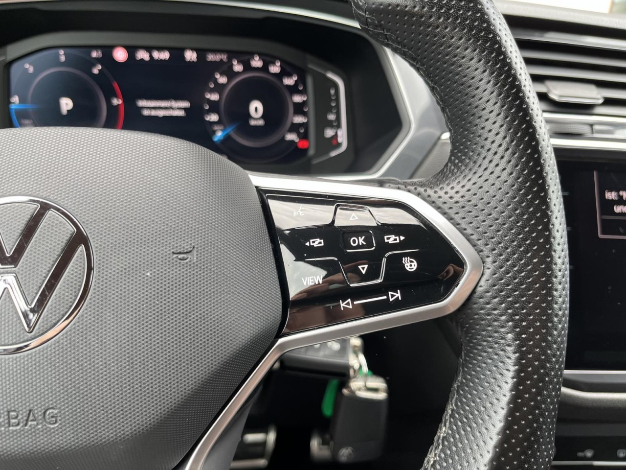 Tiguan Allspace 2,0 TDI DSG 4Motion R-Line BlackStyle (AHK+RearView)
