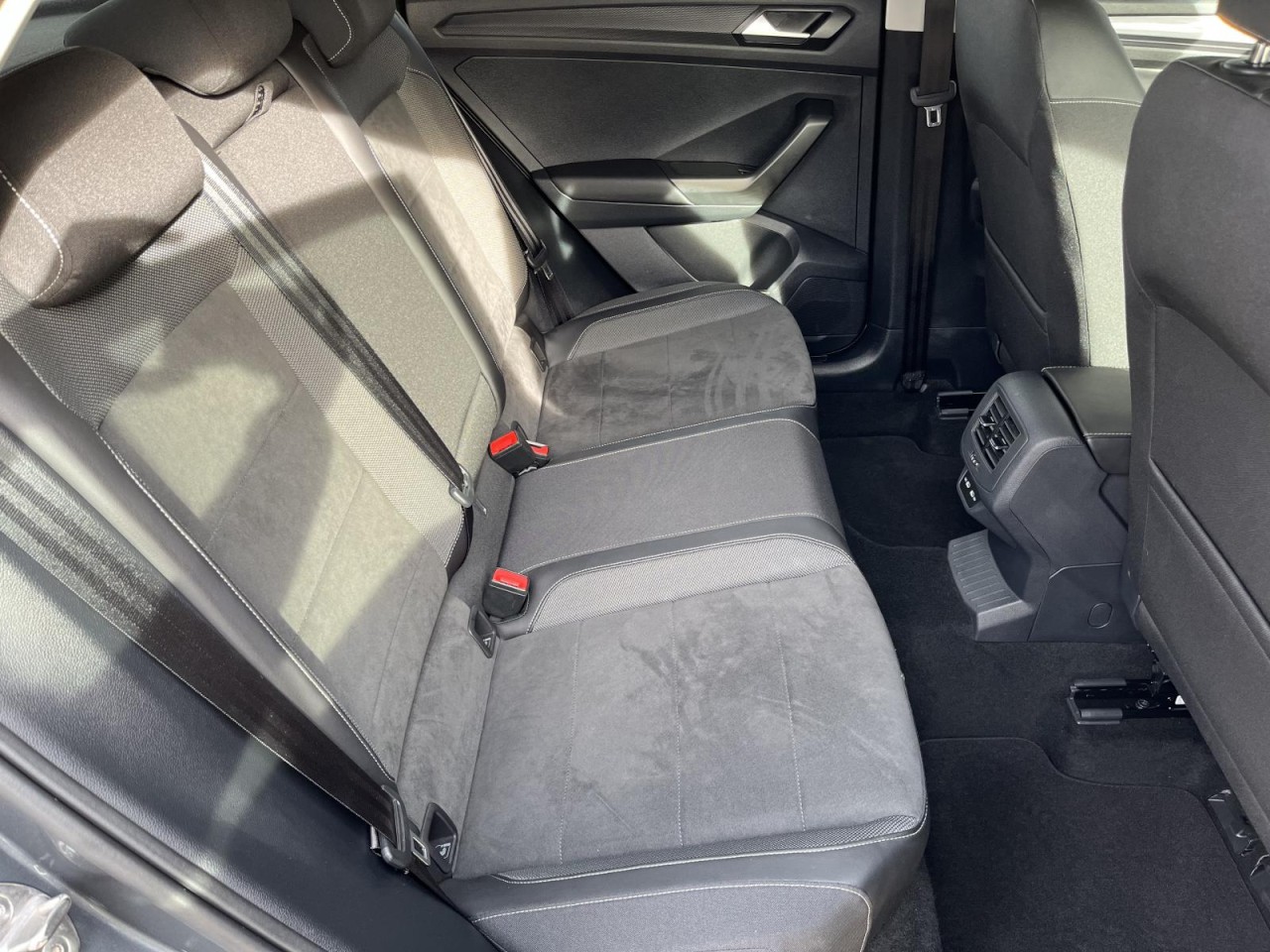 T-Roc 1,5 TSI Style DSG (Navi+Rear View+ACC)