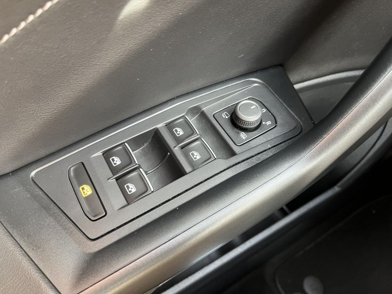 T-Roc 1,5 TSI Style DSG (Navi+Rear View+ACC)