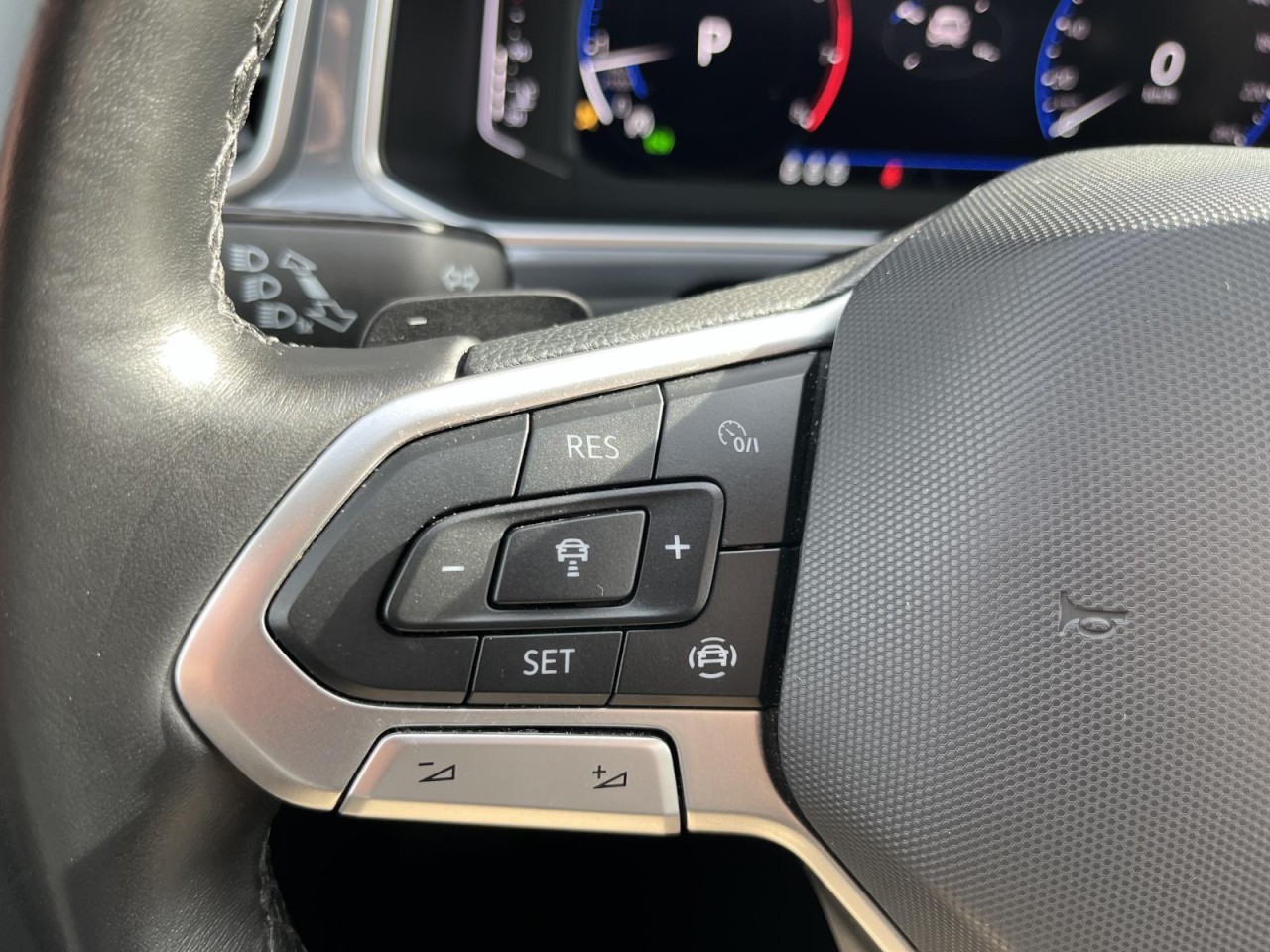 T-Roc 1,5 TSI Style DSG (Navi+Rear View+ACC)