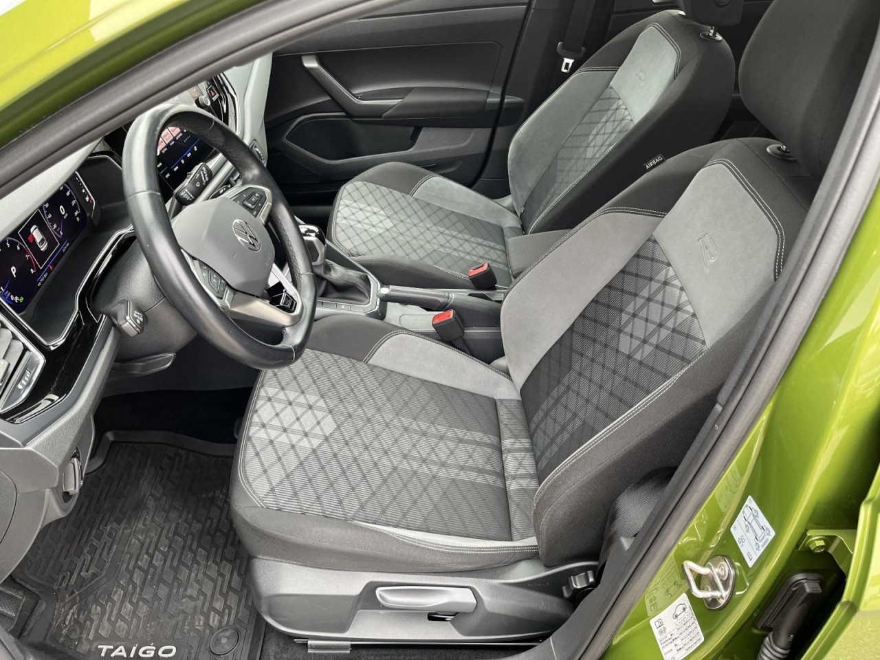 Taigo 1,5 TSI DSG R-Line (Pano+Navi) Klima Navi