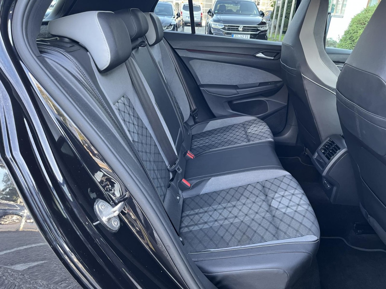 Golf VIII 1,5 TSI R-Line (Navi+SideAssist+LED)