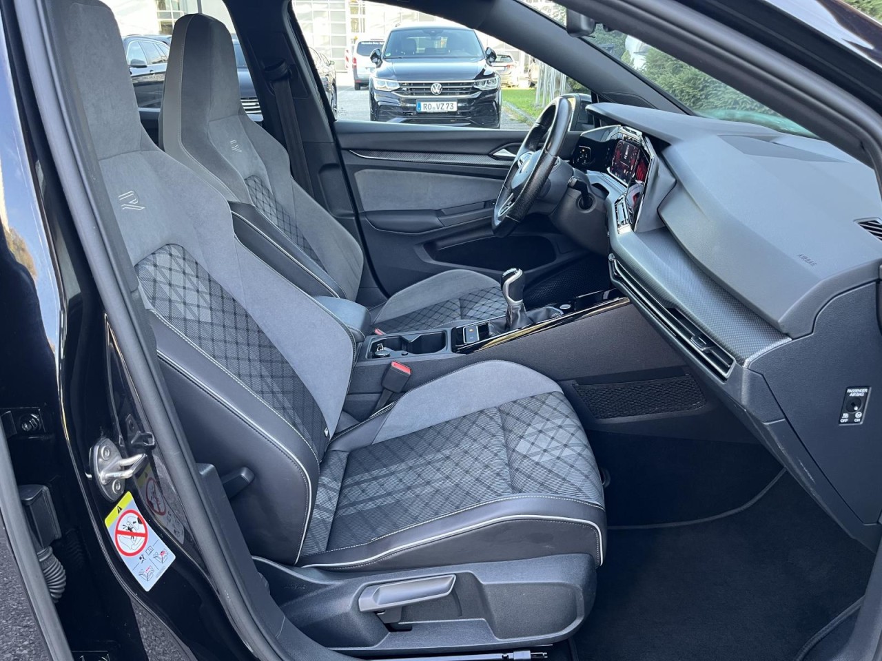 Golf VIII 1,5 TSI R-Line (Navi+SideAssist+LED)