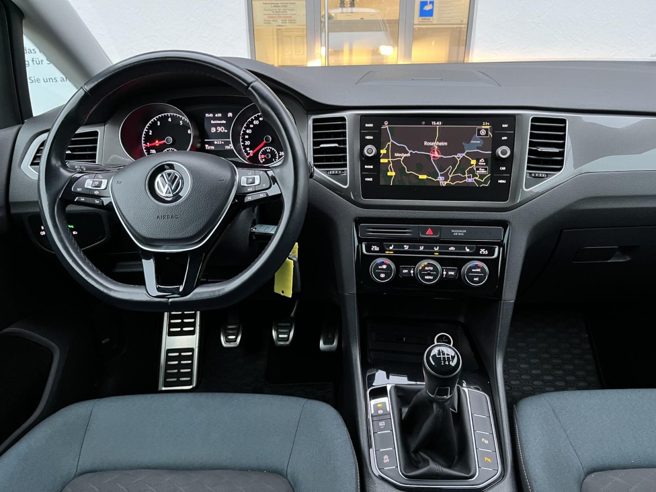 Golf Sportsvan 1,0 TSI IQ.Drive (Navi+ACC+Sitzhzg.)